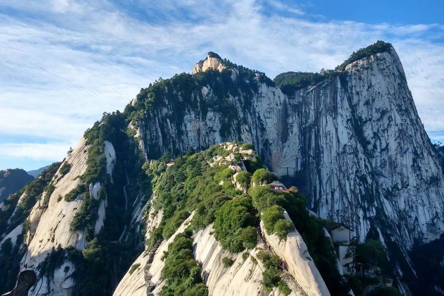 华山|华山景色优美，俯瞰整个华山特有的风景，豁然开朗