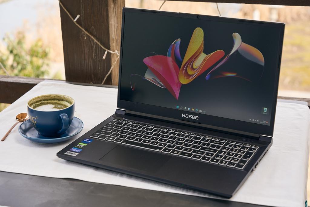 游戏笔记本|战神Z8系列领券直降500元，性价比直接拉满，可以闭眼入了