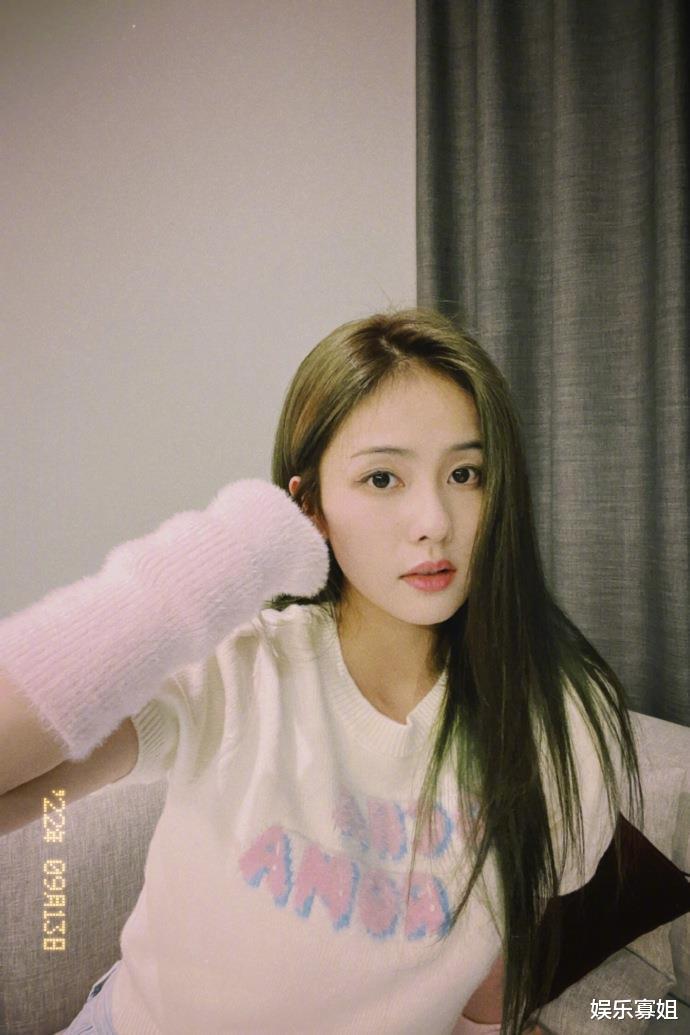 张凌赫|爱屋及乌?网友问张凌赫如何,于正夸赞:翩翩美少年,星途恒久远