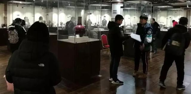 博物馆|“收藏狂人”刘一田：花亿元购万件藏品免费展出，只愿更多人爱护文物