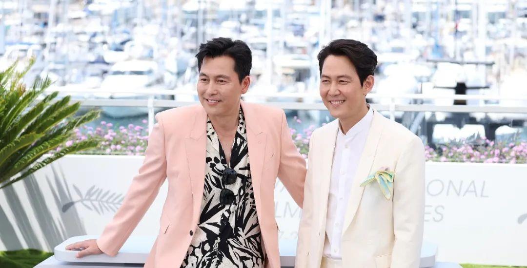 李智恩|李政宰自导自演新片《狩猎》将映,携好友郑雨盛合体拍摄杂志大片