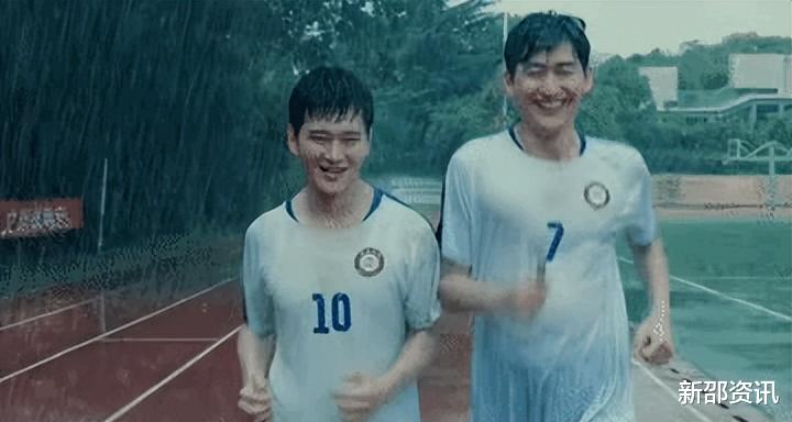 张翰|男星身材没料还敢露？敷衍的赘肉，油腻的肚腩，暴露了演员素养