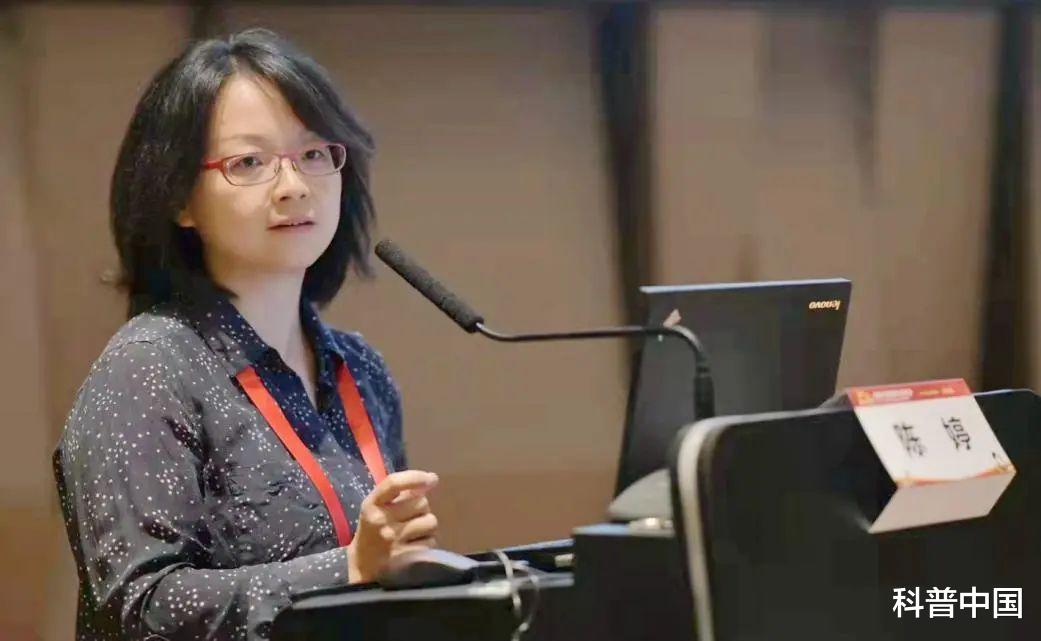 卷出新高度:韦布空间望远镜发现破纪录的古老星系