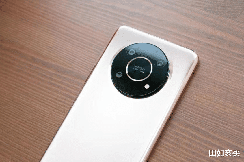 荣耀x30|最新千元手机销量榜:荣耀X30排第四,榜首霸榜长达15天