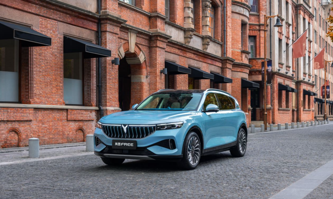 央视春晚|30多万的岚图FREE,提供百万级配置,还在央视春晚“刷屏”了