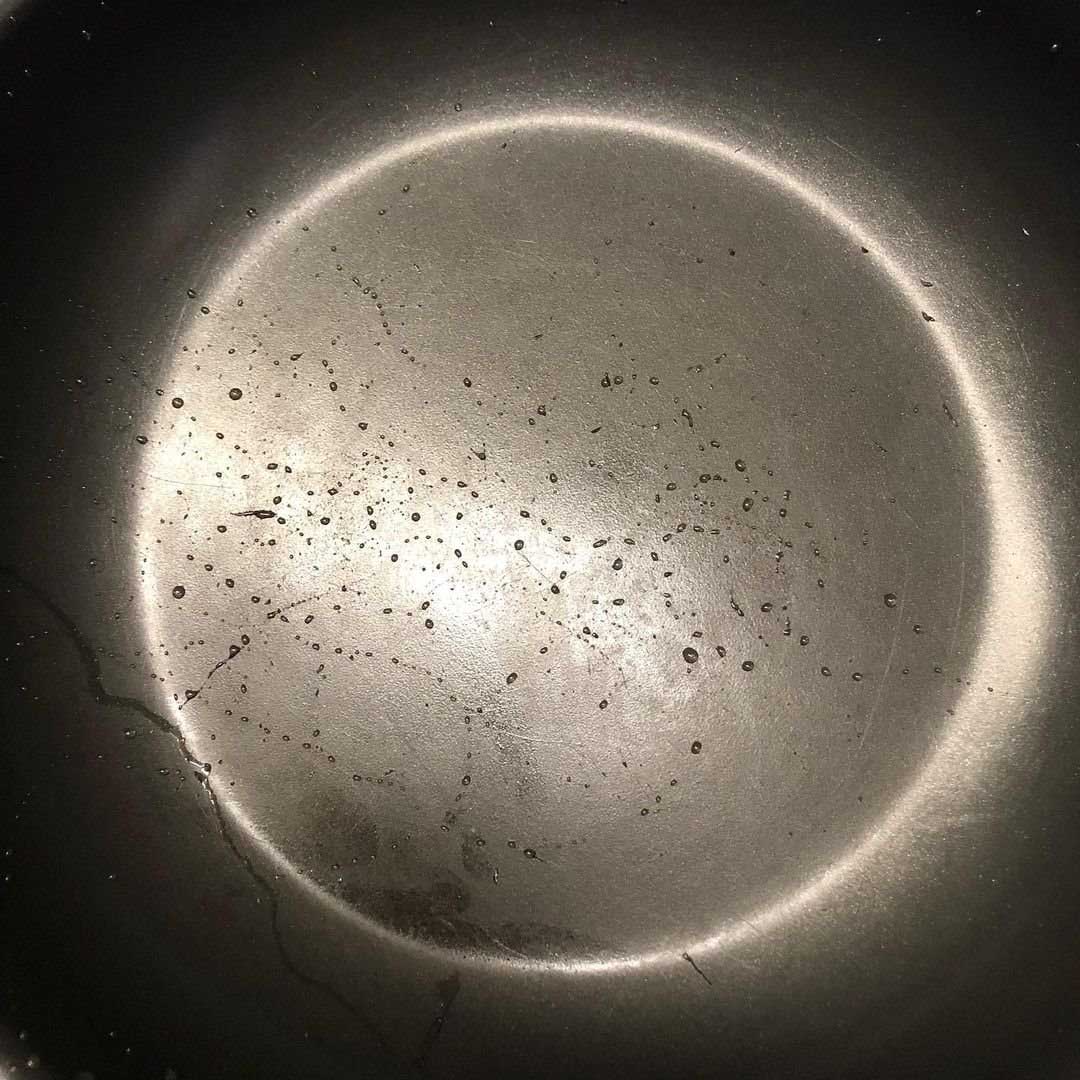 看过无数脏乱,前辈阿姨苦劝:这7样家用品早该扔掉,别用一辈子