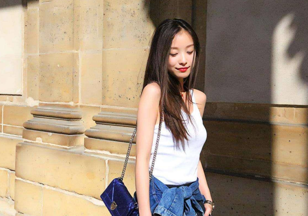 倪妮|女星倪妮醉酒遇男性揩油，半夜从酒吧出来被搂抱，男方被扒是编剧