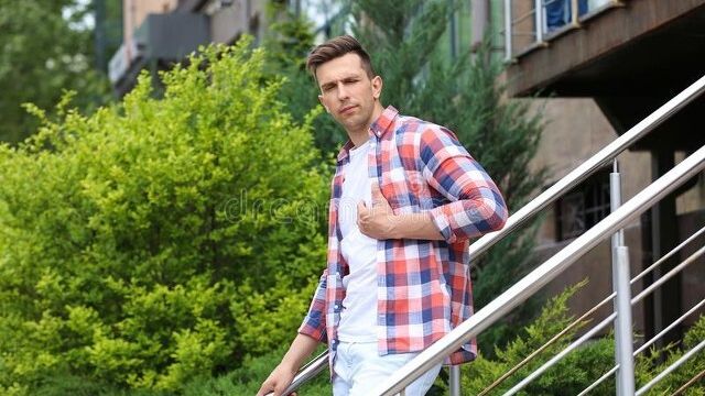 养生 不吃晚饭来养生的人,最后会怎样?医生:会有3种“结局”等着你