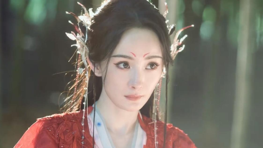 秦岚|《狐妖》预告放出，再现《苍兰诀》版“猪油滤镜”，生怕看清脸？