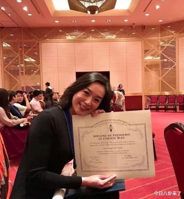 李赛凤|9位“叫不上名”的香港女配角，年轻时都是一眼万年，一见误终身