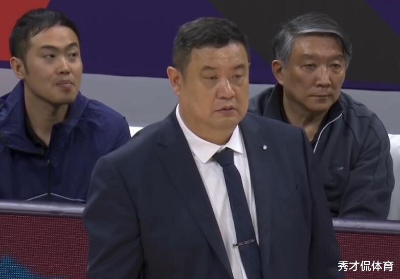伯德|徐长锁没那个命啊！焦海龙罚球重蹈贾诚走神覆辙，双外援空砍66分