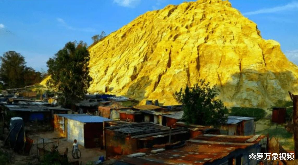 最值钱的“大坑”,方圆二百平方公里,埋藏着大量黄金