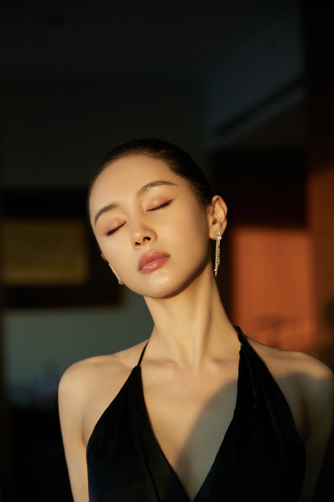 短发 王子文的瓜子脸成整容医院新标杆!这脸型也太好看了吧。