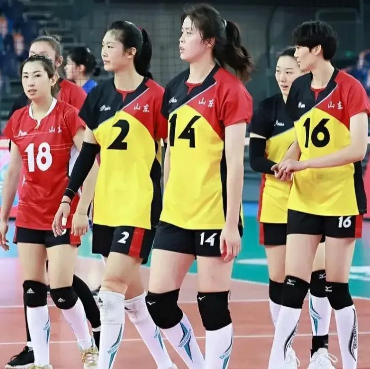 山东女排|中国女排的山东女排“二人转”现象