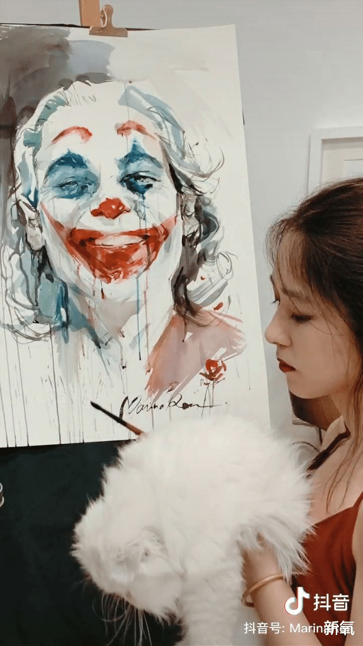 漫画|长得比画的还要好看,她们是漫画区在逃颜值博主吧?