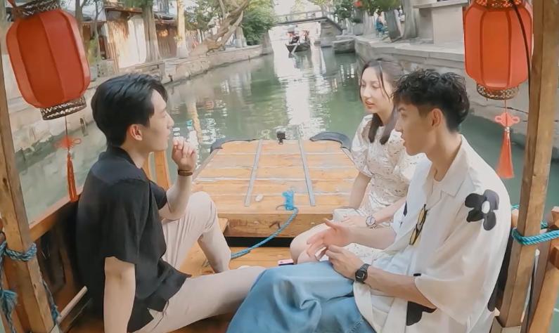 心动5|《心动5》张根源被黑,纽约同学评价:很棒,会照顾人且有边界感