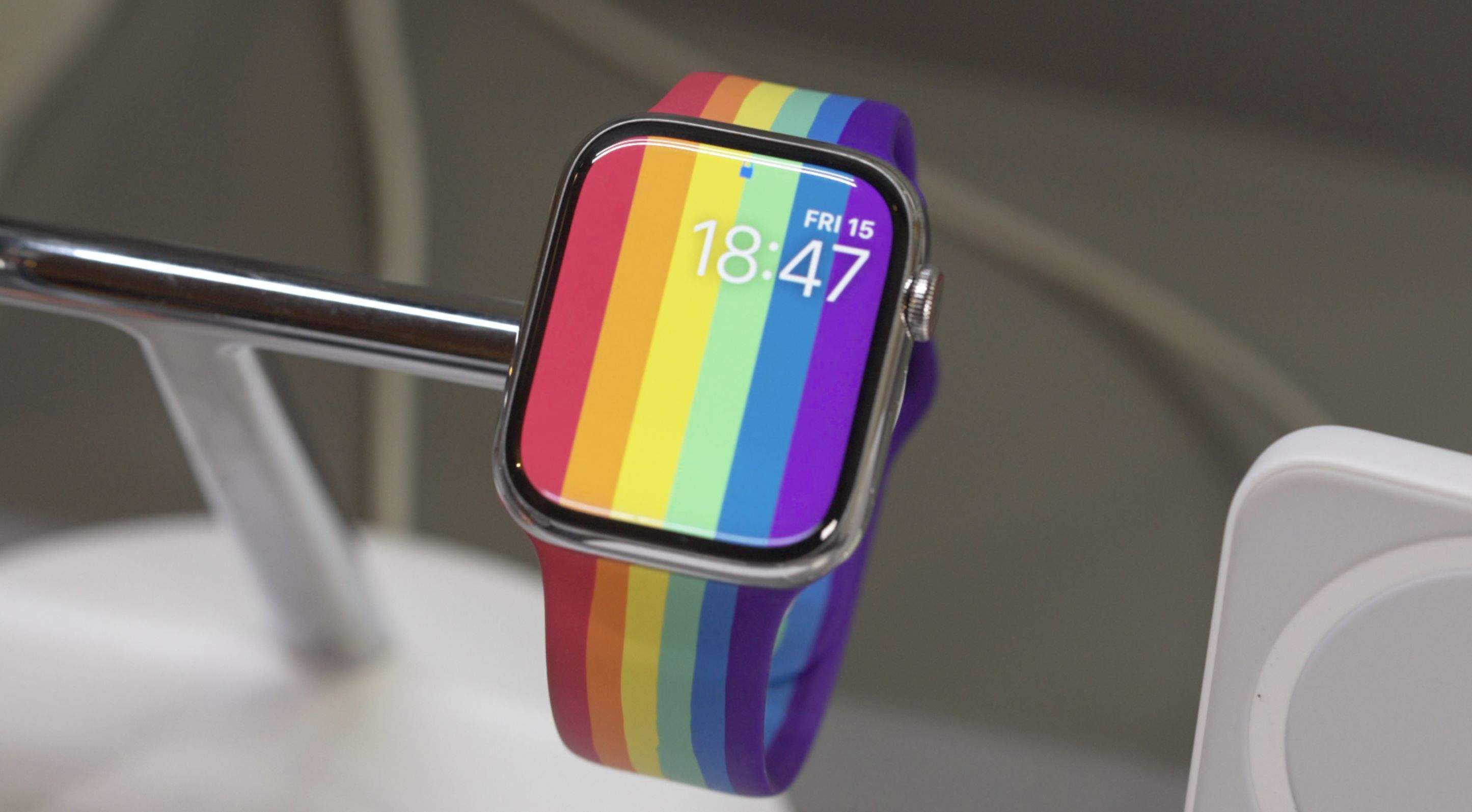 Apple Watch|买Apple Watch还是机械手表?用这款改装套件,苹果变身理查德米勒