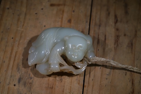 |舊藏和田玉“童子献寿”