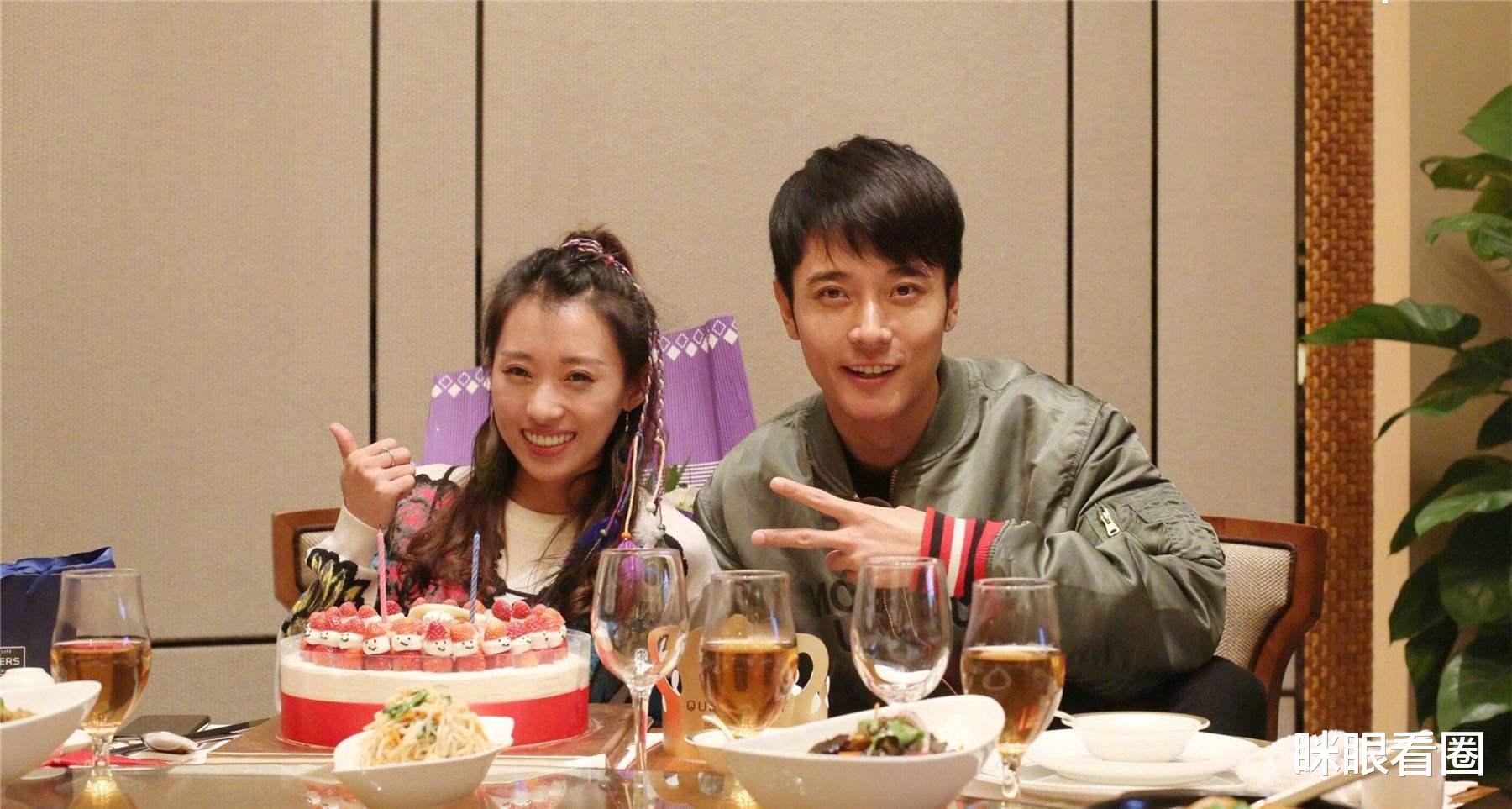 洪欣|张丹峰和女经纪人并未断联,洪欣继续忍让?她似乎确实没底气