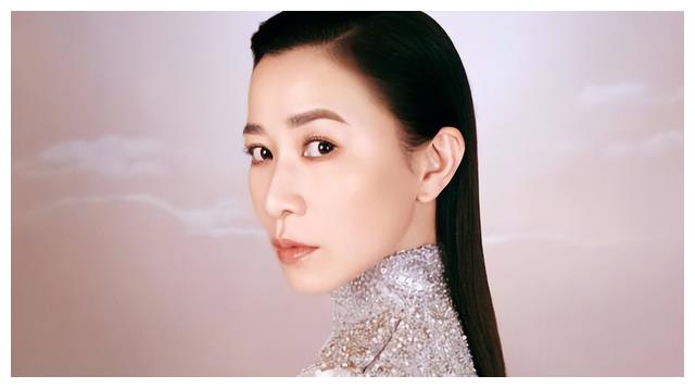 宋丹丹|平胸、龅牙、塌鼻,明明长得难看却火遍大江南北,这8位女星凭啥