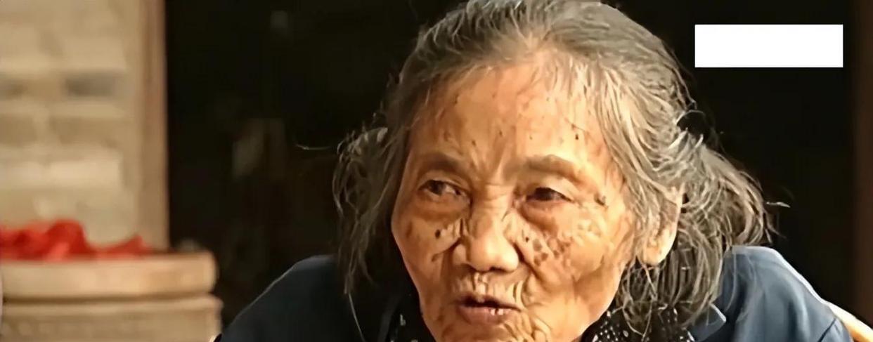 07年四川91岁老太摔一跤后，到医院竟查出怀孕，引出60年前秘密