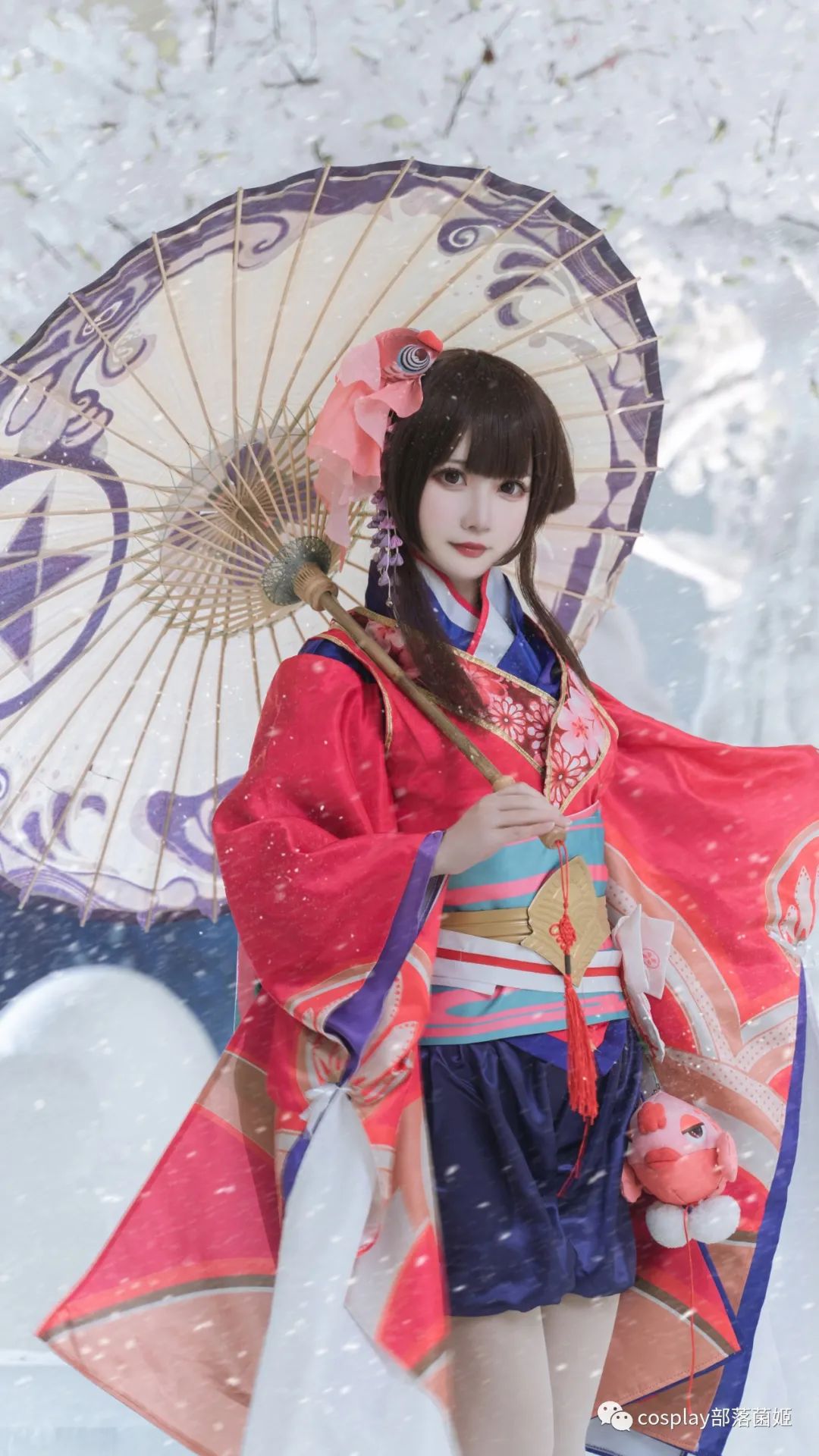 阴阳师|cos：阴阳师神乐cos正片@菠萝，怎么了？没什么事？