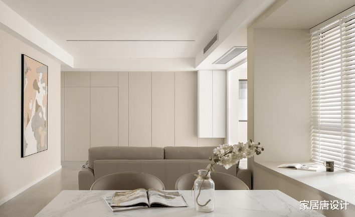 85平的独居室,素雅设计为主更显轻松,满足女主的需求