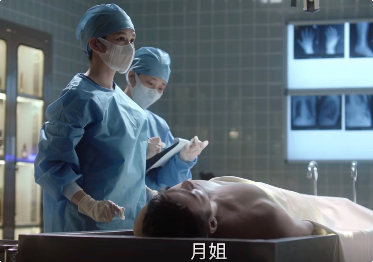 秦海璐|开播4集成飙升榜“扛把子”，好评如潮，秦海璐又选对王炸剧本了