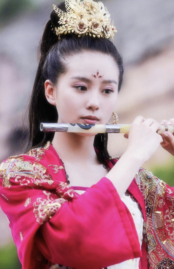 刘诗诗|林梦鸽号称电竞刘诗诗，现在单身，懂球，人类高质量女友？