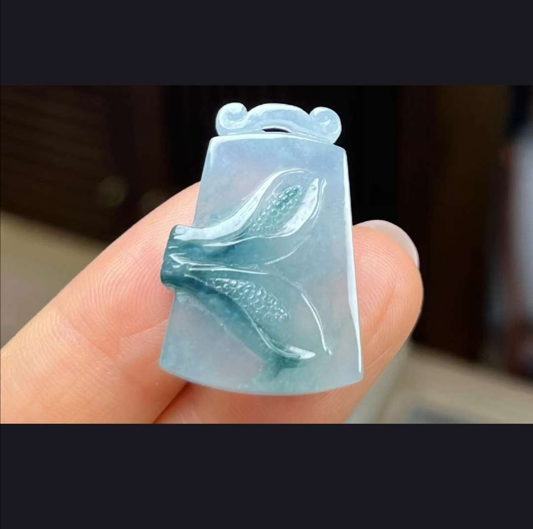 |边角小料巧雕吊坠小件