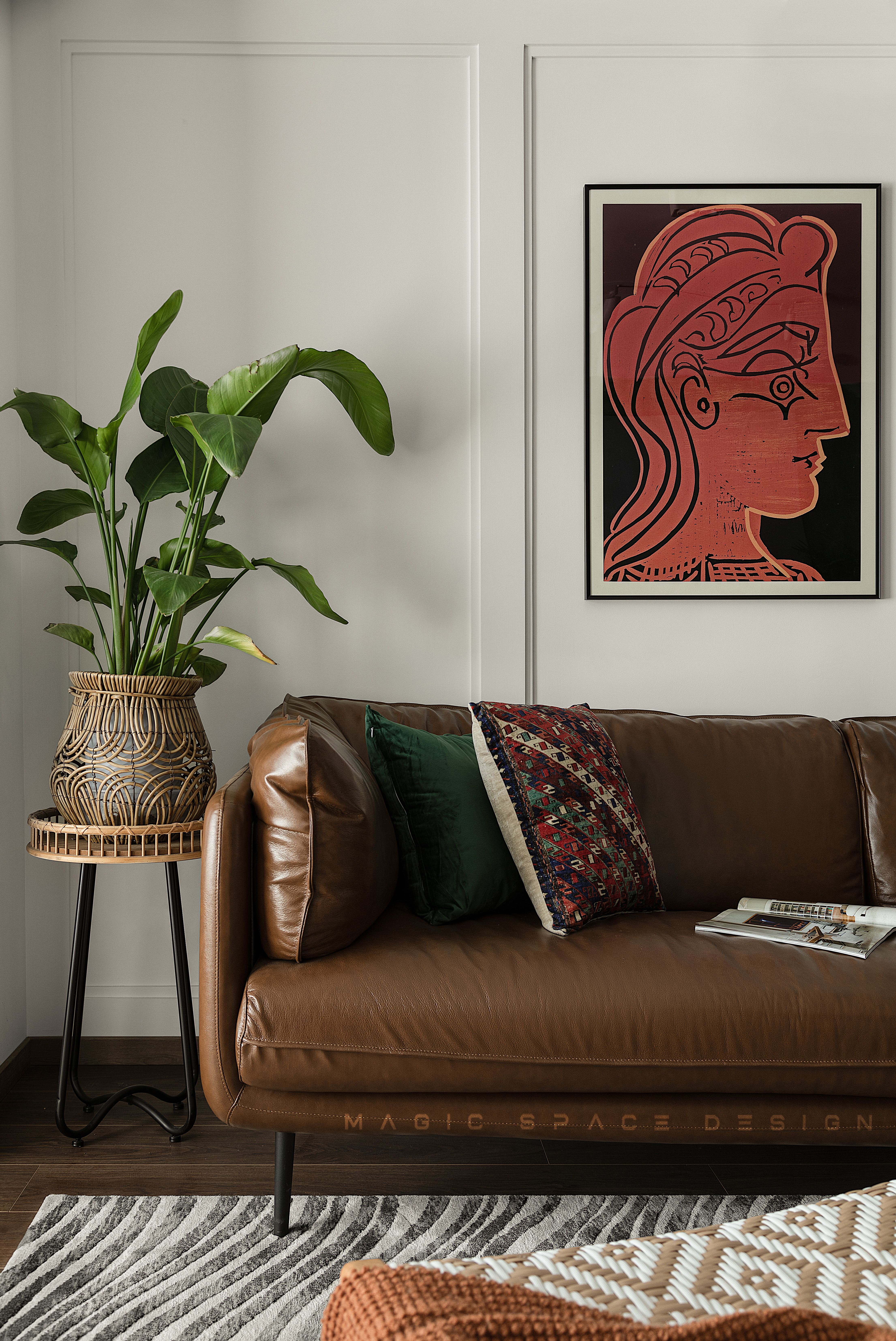 126㎡石绿+深棕,被复古轻奢的氛围感拿捏了