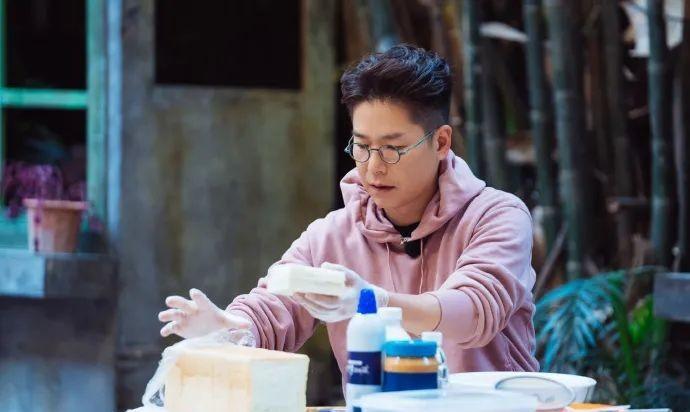 张智霖|明明都是刷“情怀”，为何陈小春张智霖5个人成功了？