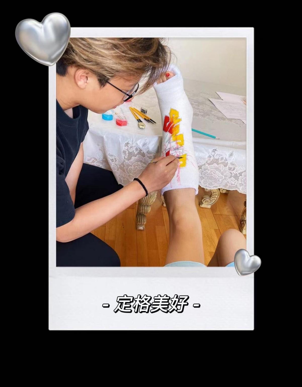 郑凯|孙悦自曝腿伤严重浑身疼,儿子罕出镜,满头金发侧颜不输明星