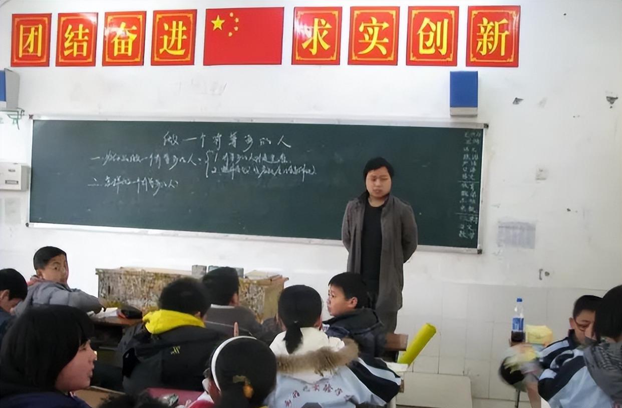 招聘|成都某中学教师招聘，30多人报名竞争5个名额，更有985名校硕士