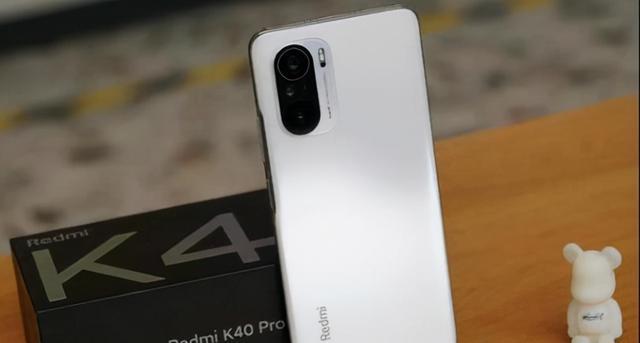 荣耀|荣耀VS小米，magic4VSk50深度分析，这次小米碾压荣耀了