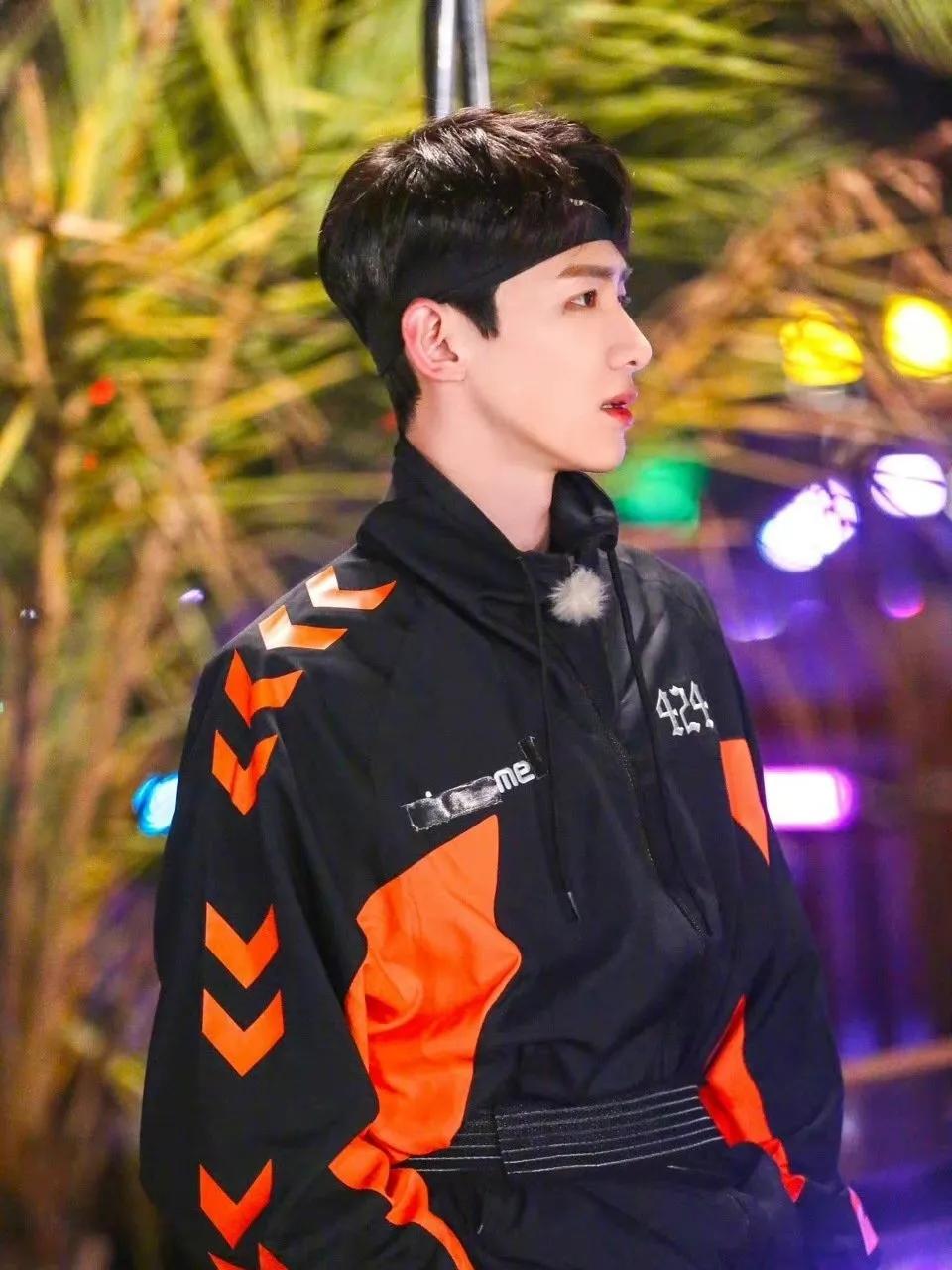 王一博|十位男明星发带造型：鹿晗王一博运动风十足，看到肖战邓伦太惊艳