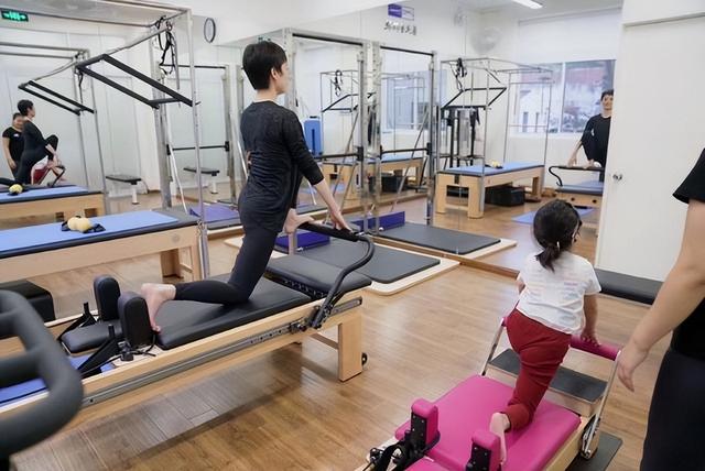 花千骨|孙俪晒出生活照：屋外耕田种菜，室内泡茶书法，幸福得像花儿一样