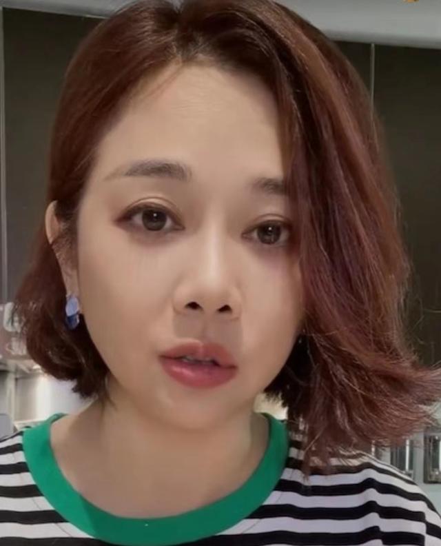 判若两人！香港知名女星近照被指面目全非，嫁小9岁老公爱得甜蜜！