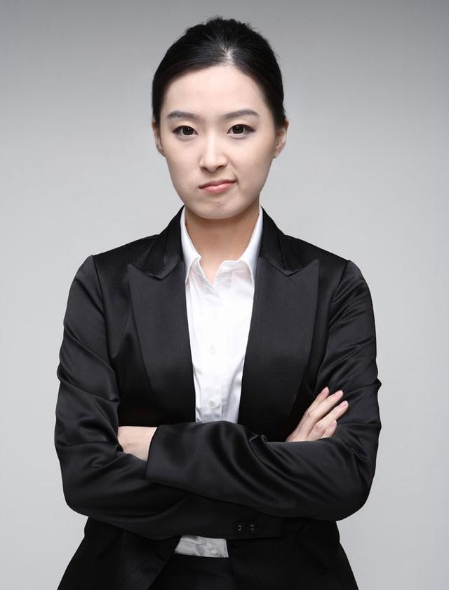 |“垃圾终归是垃圾”,HR对大学生恶言相向,爽文结局大快人心!