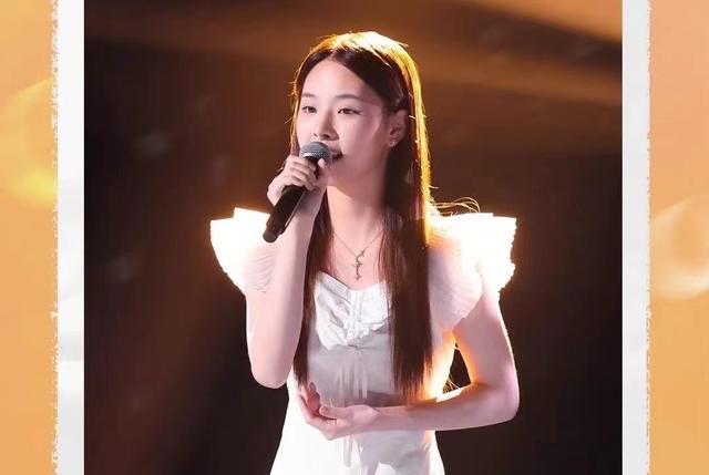 王菲|《好声音2022》的黑马，并非周菲戈，而是另一个王靖雯——李楚楚