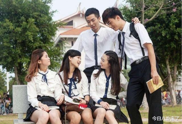 倪妮|“听着就气人”!北大女生一段采访走红,言论激烈却让人无法反驳