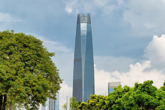 厦门|2021年中国新增6座超300米摩天大楼，数量领跑全球