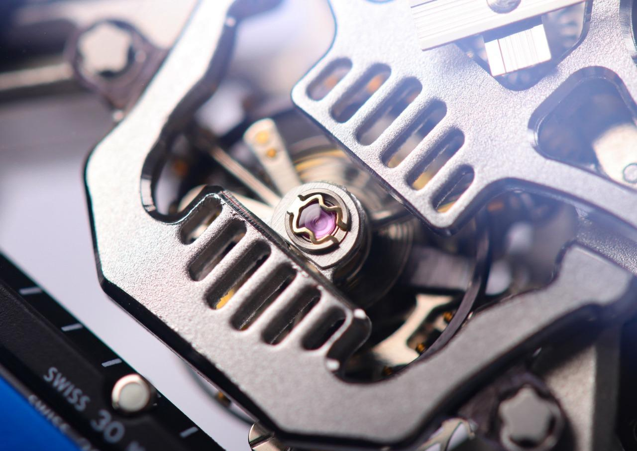 高仿手表和正品手表区别在哪里？大概多少钱？JB厂理查德米勒RM52-01骷髅头陀飞轮腕表