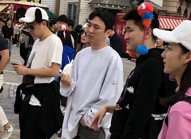 王思聪|曝中国富豪与日女星发生关系!花钱找人女孩未成年,王思聪躺枪