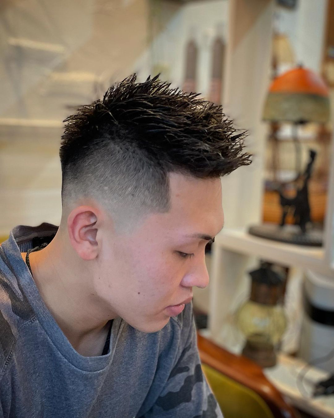 男士发型 最受欢迎的4种男士发型，改变真不小，头发花白大叔一样很精神