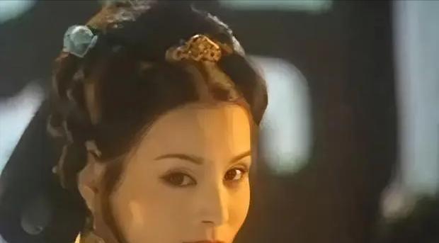 赵明明|赵明明:刚生子就被离婚,做单亲妈妈23年,余生与女儿相依为命