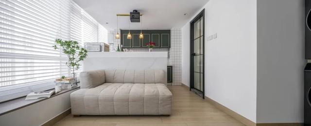 发现一位深圳女主的家,50㎡装出了豪宅范儿,全屋没有一丝俗气!