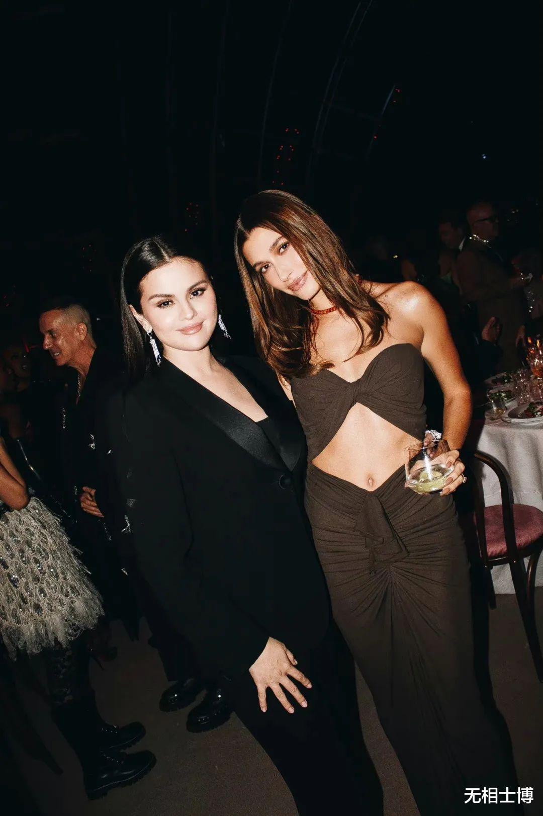 比伯|姐俩这次见面，居然没打起来？