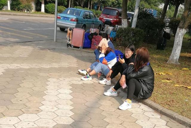 电子商务|为何这几年钱越来越难赚，穷人也越来越多？电商惹的祸？