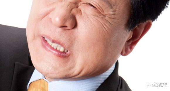 过了40岁,牙龈肿痛、出血、牙松,不要轻易拔牙!可以先试试这个中医方法